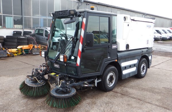 2005 Swingo 240